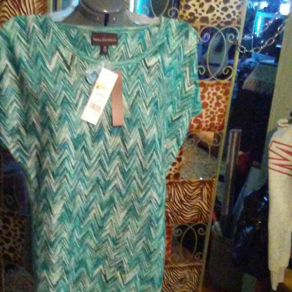Dana Buchman top 🆕